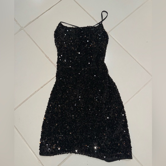 Fashion Nova Dresses & Skirts - Gorgeous Black Sequin Fashion Nova Dress!